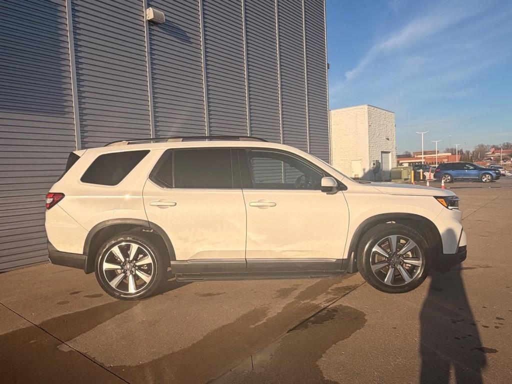 used 2023 Honda Pilot car, priced at $41,688
