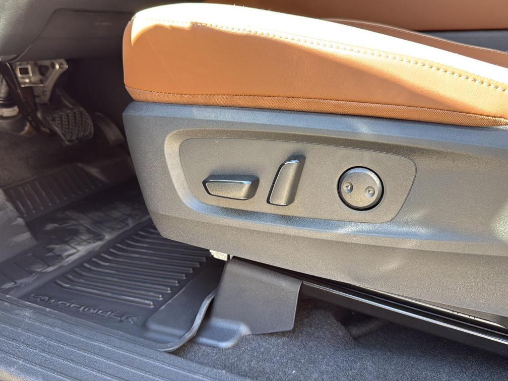 new 2026 Nissan Pathfinder car, priced at $47,789