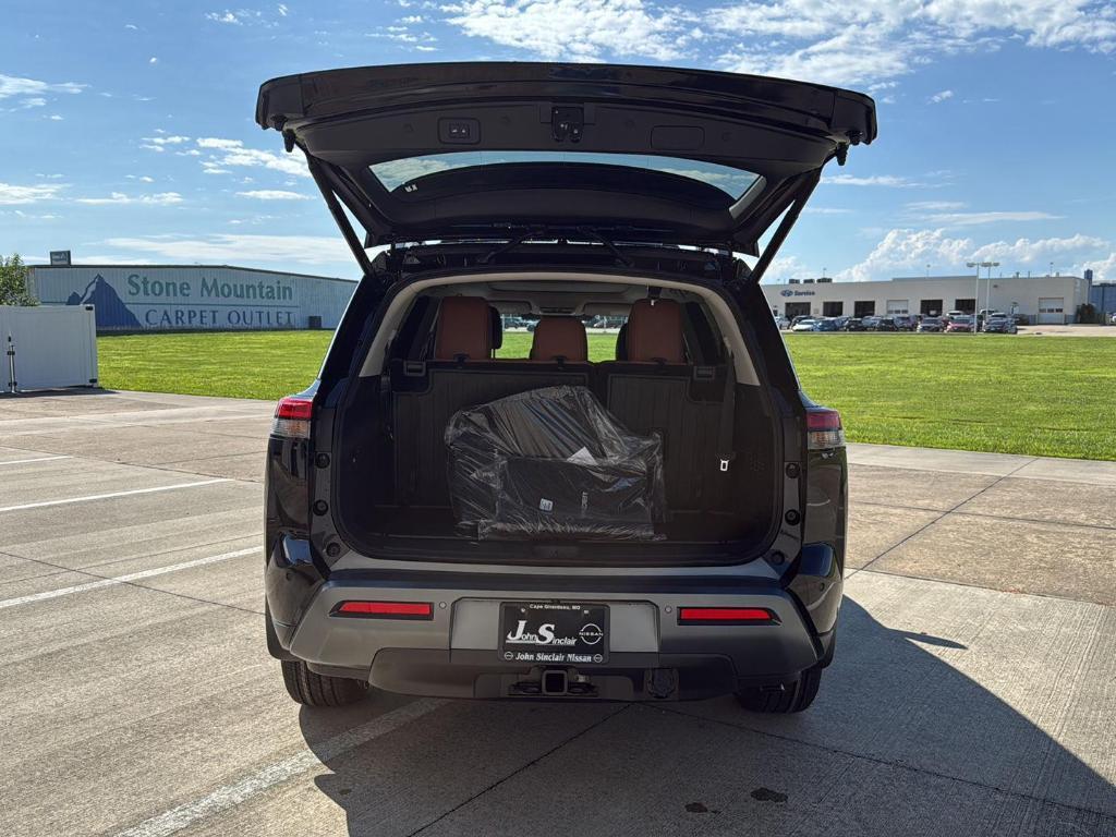 new 2026 Nissan Pathfinder car, priced at $47,789