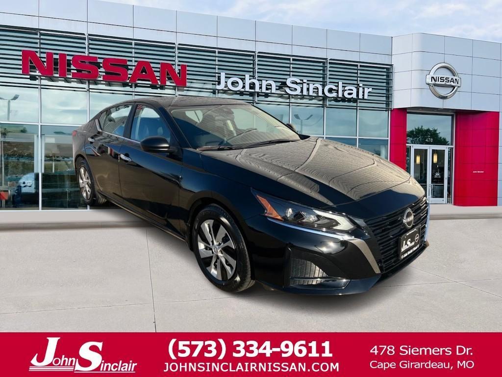 new 2025 Nissan Altima car, priced at $25,888