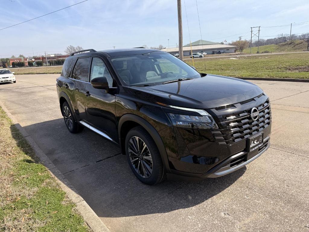 new 2026 Nissan Pathfinder car, priced at $45,664