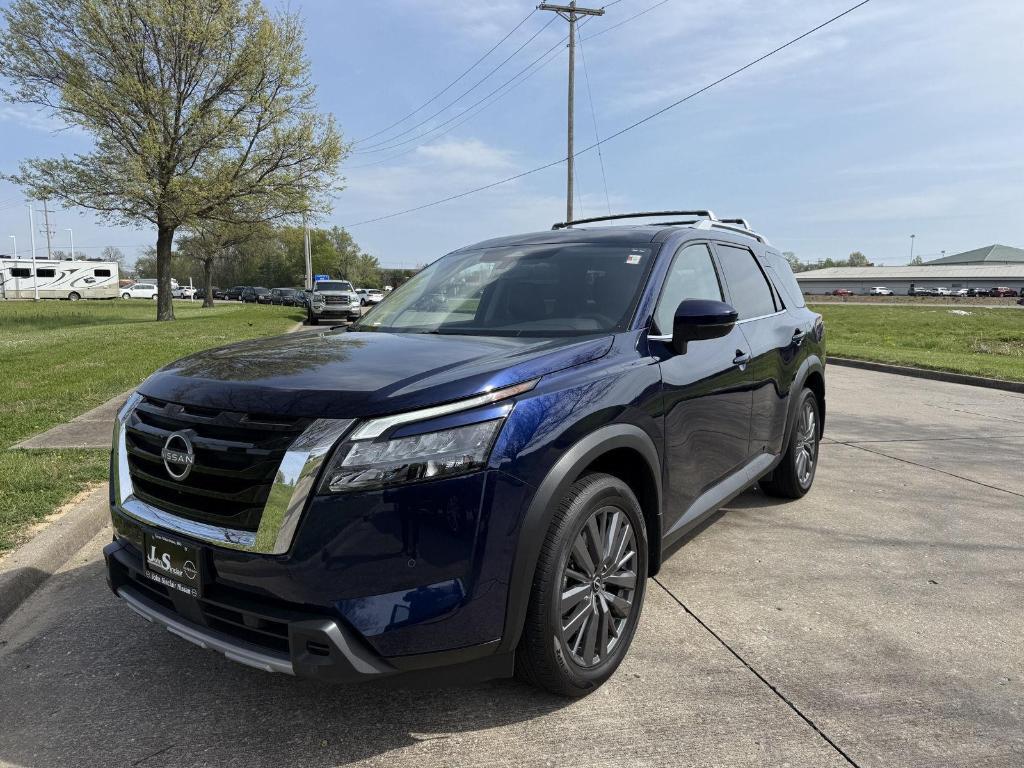 used 2025 Nissan Pathfinder car, priced at $35,210