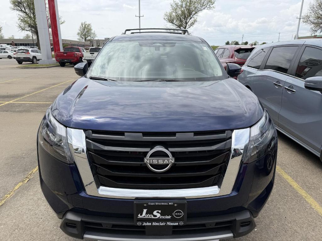 used 2025 Nissan Pathfinder car, priced at $35,210