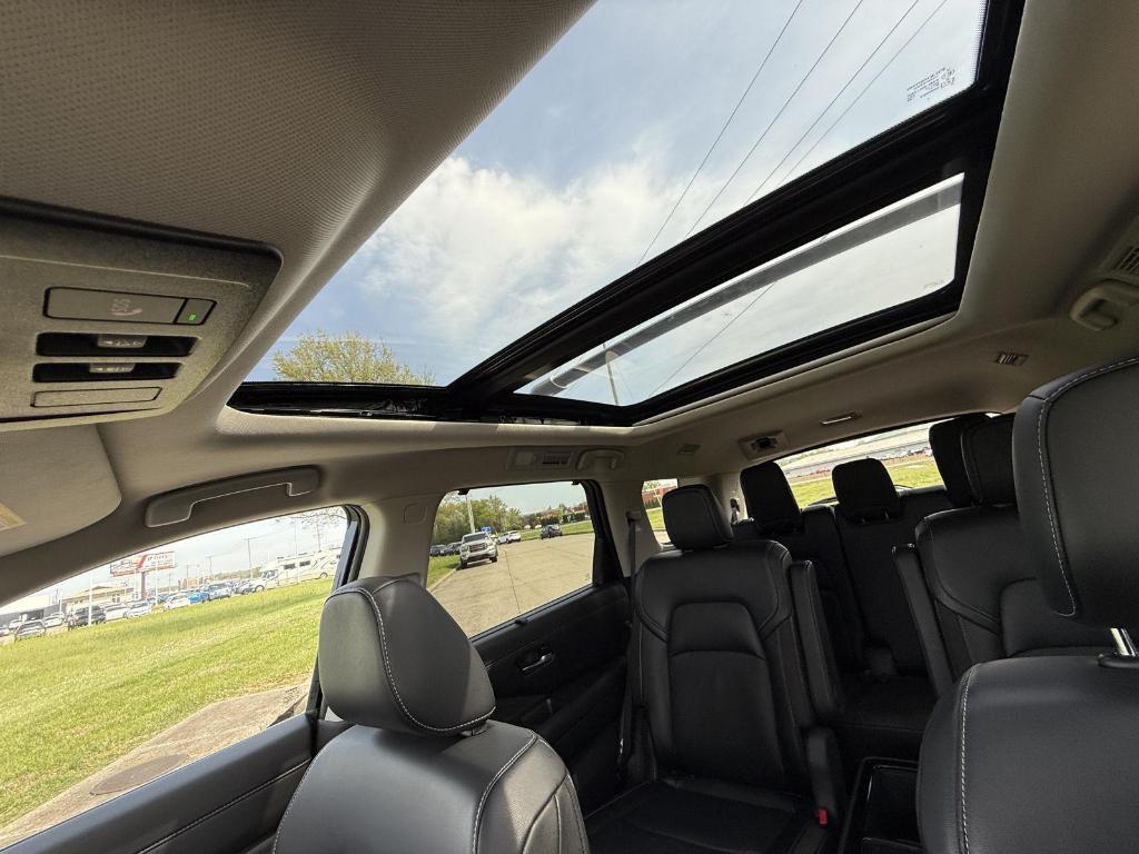 used 2025 Nissan Pathfinder car, priced at $35,210