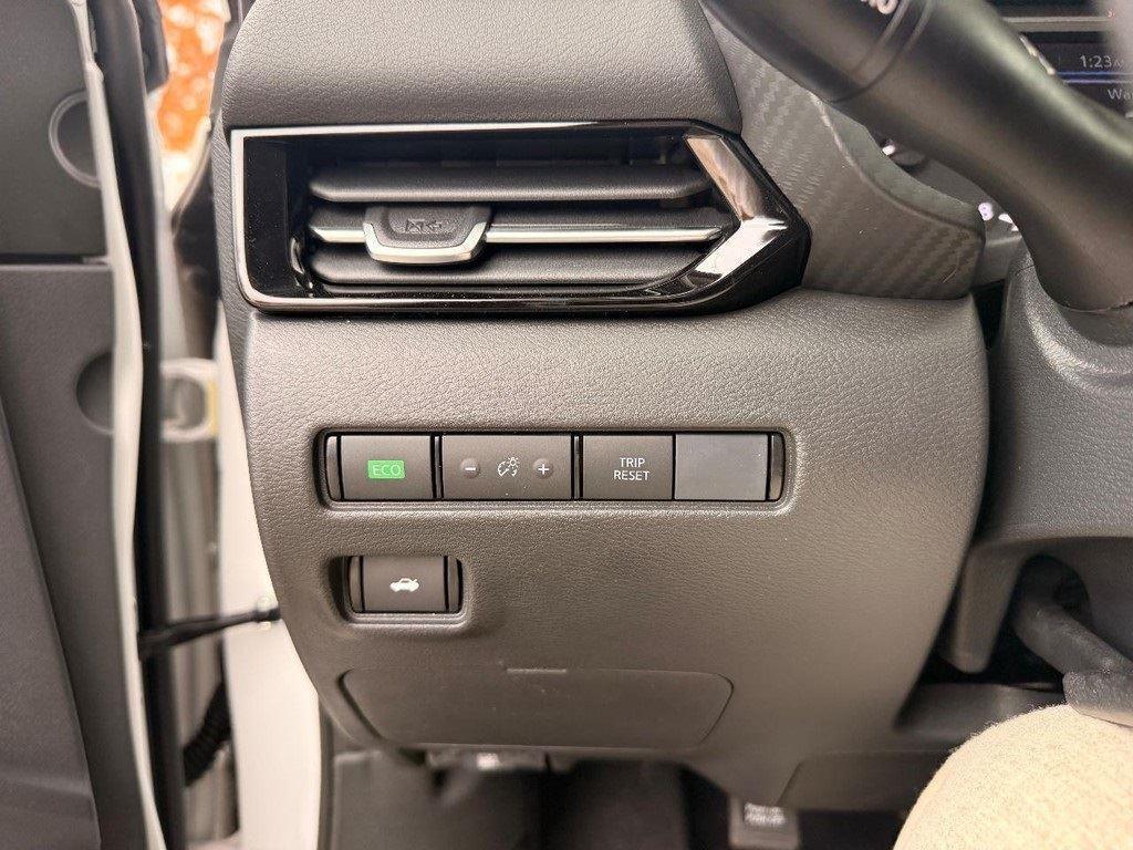 new 2025 Nissan Sentra car, priced at $26,402