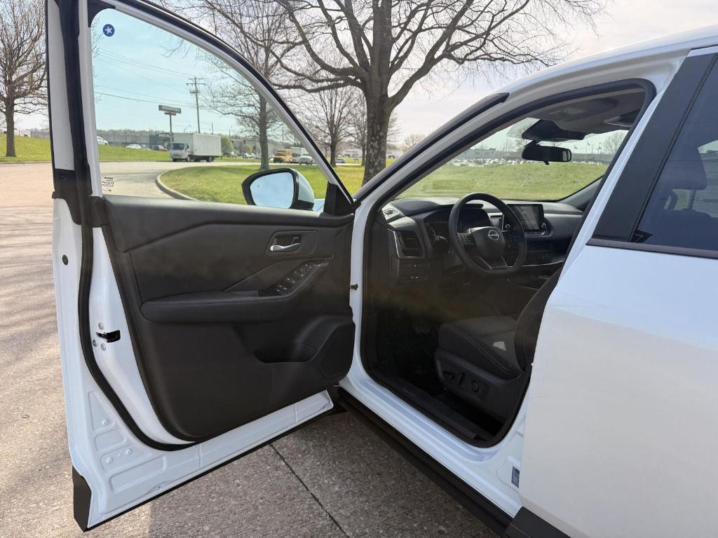 new 2026 Nissan Rogue car, priced at $28,186