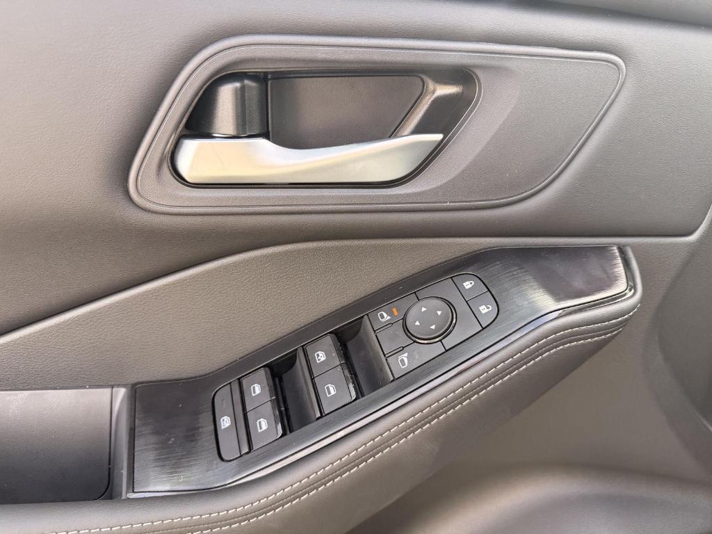 new 2026 Nissan Rogue car, priced at $28,186