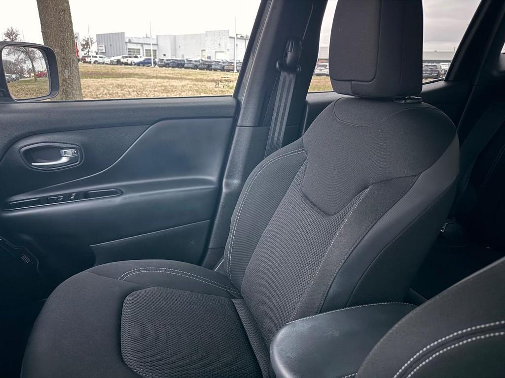 used 2022 Jeep Renegade car, priced at $18,994