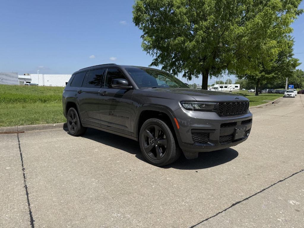 used 2023 Jeep Grand Cherokee L car, priced at $27,999