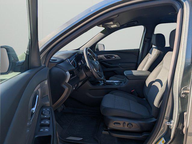 used 2023 Chevrolet Traverse car, priced at $28,999