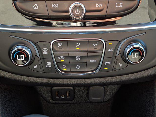 used 2023 Chevrolet Traverse car, priced at $28,999