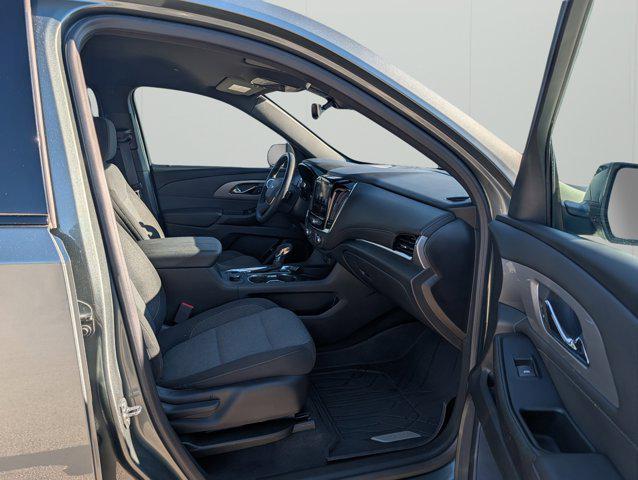 used 2023 Chevrolet Traverse car, priced at $28,999