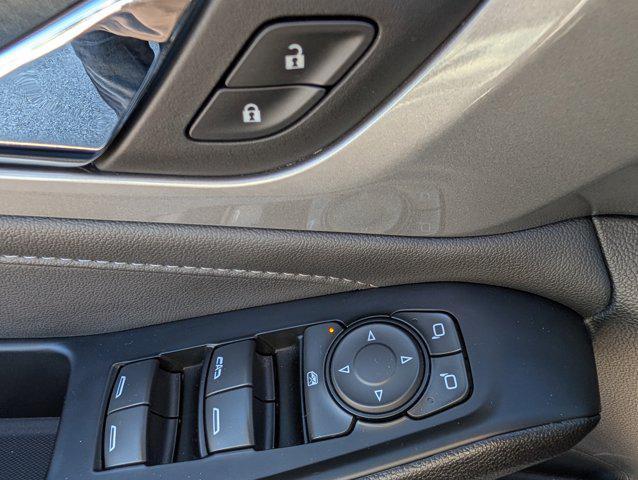 used 2023 Chevrolet Traverse car, priced at $28,999