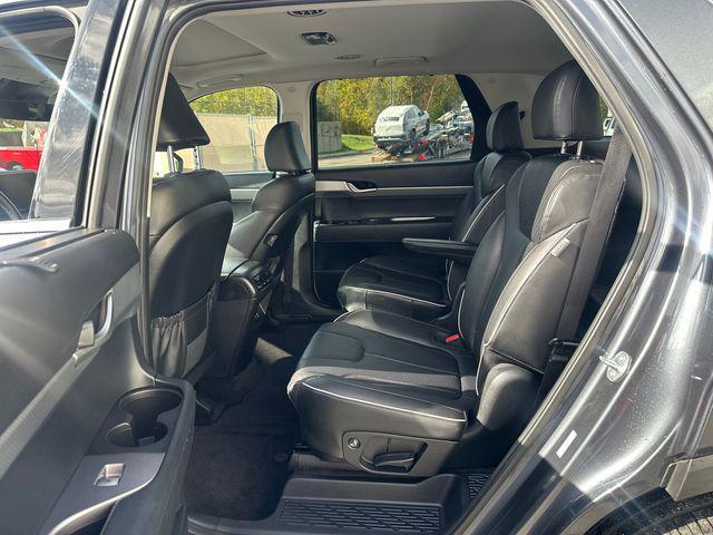 used 2024 Hyundai Palisade car, priced at $37,477