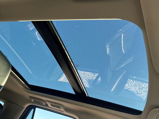 used 2024 Ford Expedition car, priced at $52,647