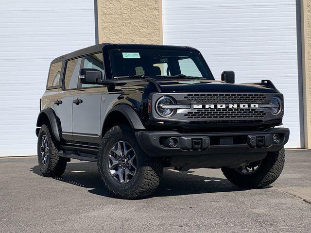 new 2025 Ford Bronco car, priced at $57,978