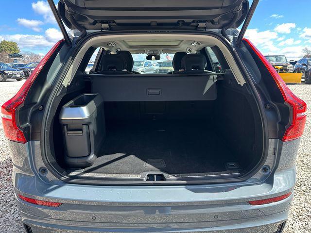 used 2024 Volvo XC60 car, priced at $35,467