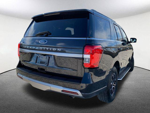 used 2022 Ford Expedition car, priced at $46,477