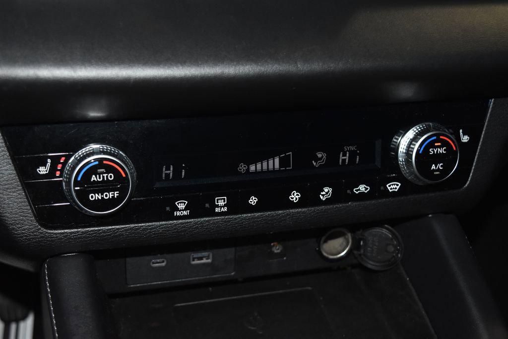 used 2024 Mitsubishi Outlander PHEV car, priced at $25,668