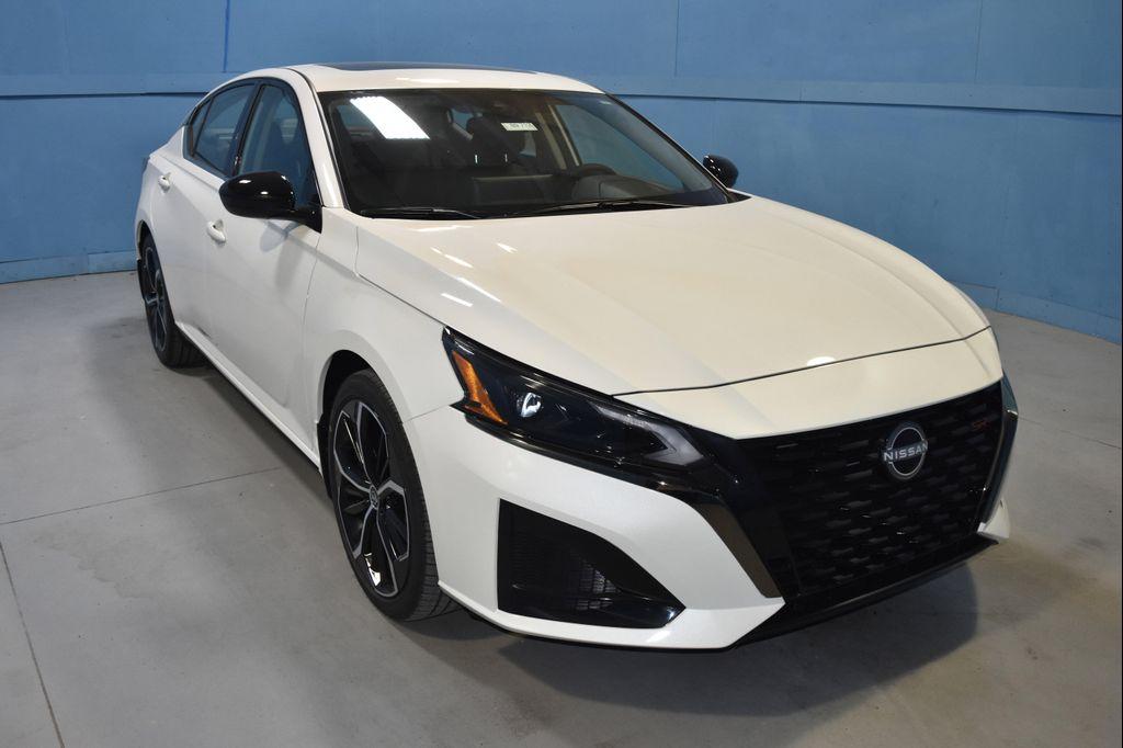 new 2025 Nissan Altima car, priced at $32,402