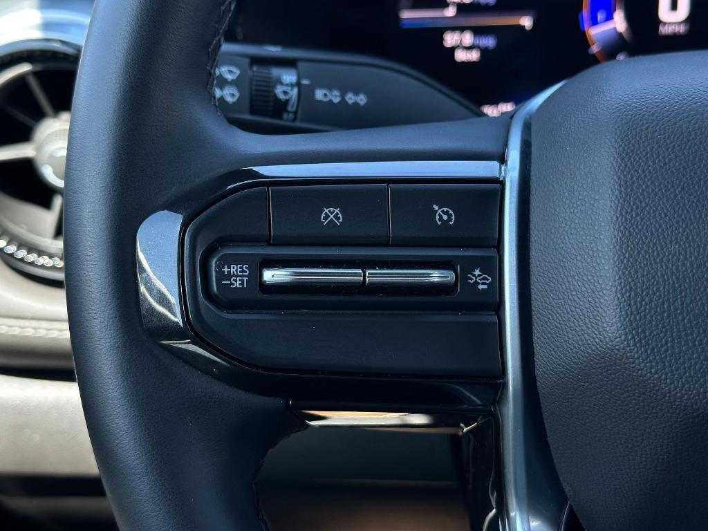 used 2024 Chevrolet Colorado car, priced at $31,997