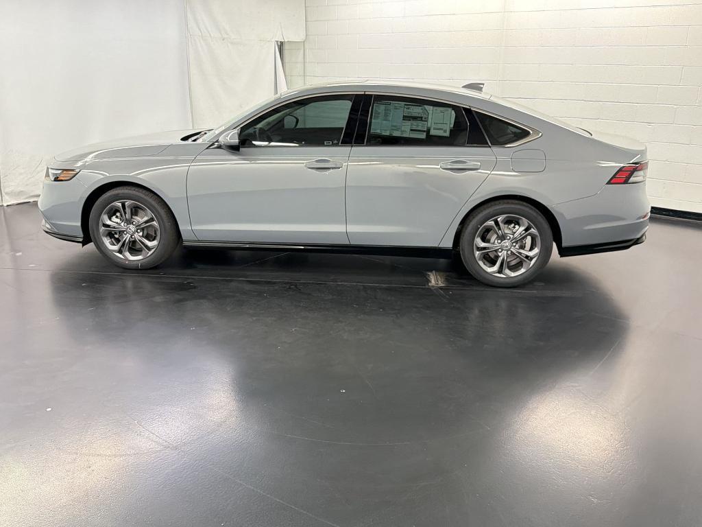 new 2026 Honda Accord Hybrid car, priced at $35,828
