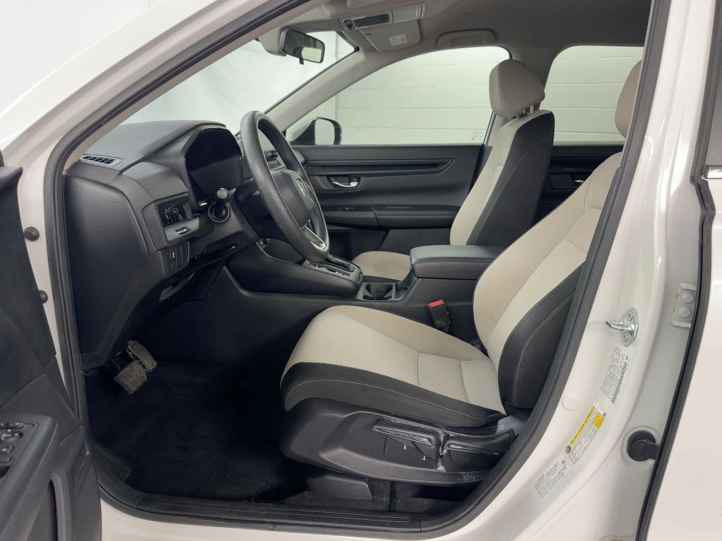 used 2023 Honda CR-V car, priced at $25,999