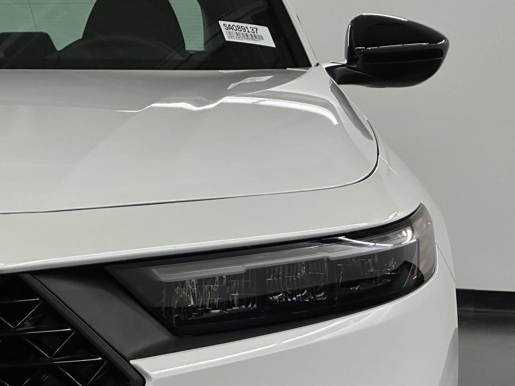 new 2025 Honda Accord Hybrid car, priced at $34,021