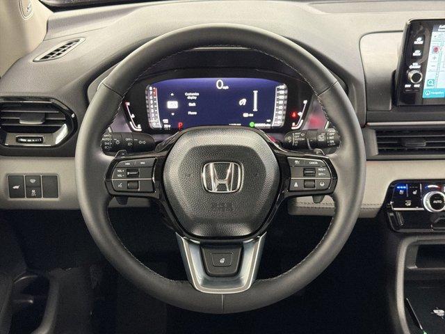 new 2025 Honda Pilot car, priced at $54,575