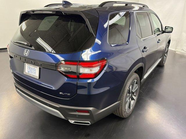 new 2025 Honda Pilot car, priced at $54,575