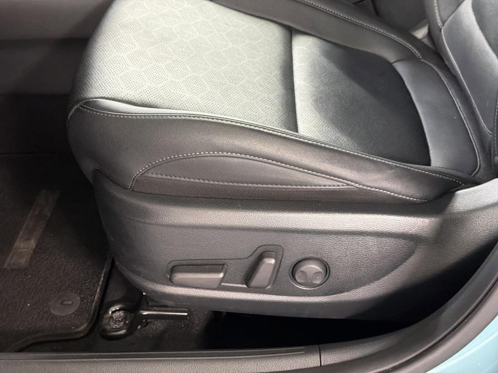 used 2025 Kia Seltos car, priced at $24,097