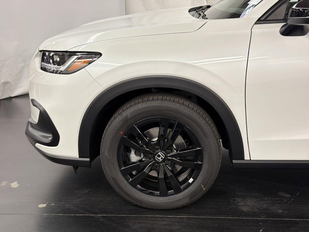 new 2027 Honda HR-V car, priced at $31,262