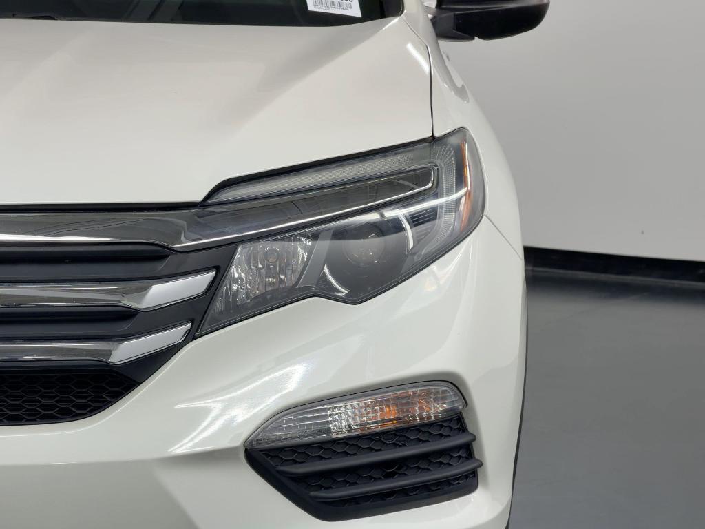 used 2017 Honda Pilot car, priced at $21,999