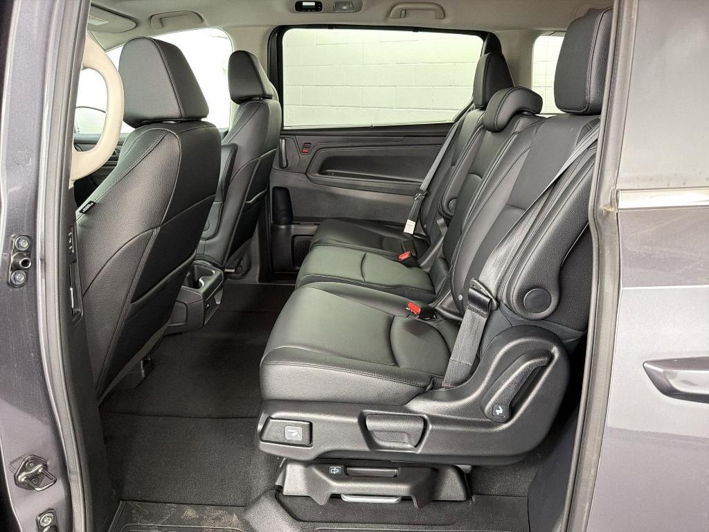 new 2026 Honda Odyssey car, priced at $43,084