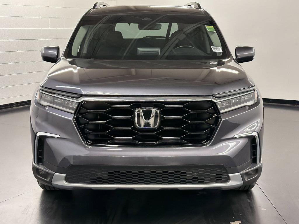 used 2023 Honda Pilot car, priced at $37,598