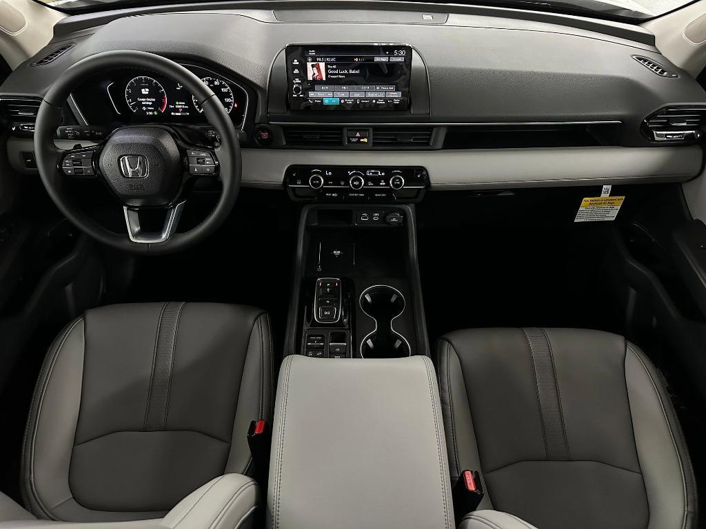 new 2025 Honda Pilot car, priced at $43,134