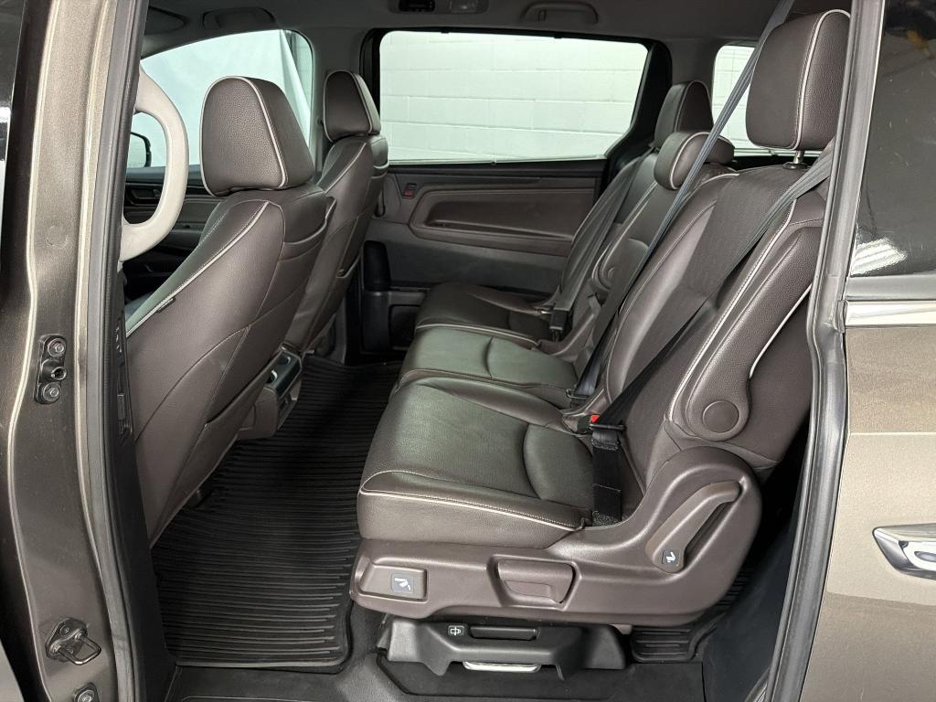 used 2023 Honda Odyssey car, priced at $30,597