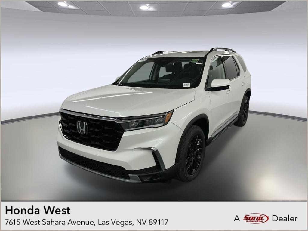 new 2025 Honda Pilot car, priced at $50,262