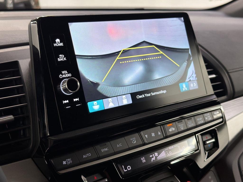 new 2026 Honda Odyssey car, priced at $43,781