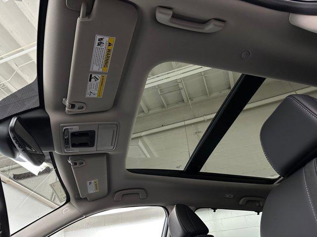 new 2025 Honda Pilot car, priced at $49,624