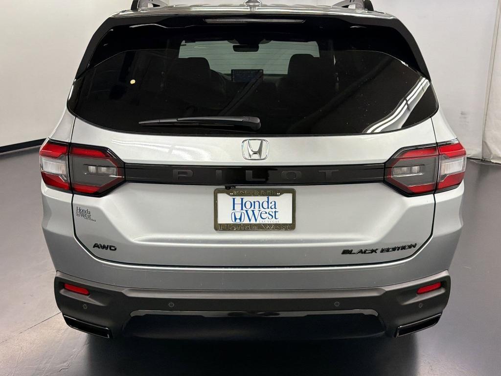 new 2026 Honda Pilot car, priced at $53,647