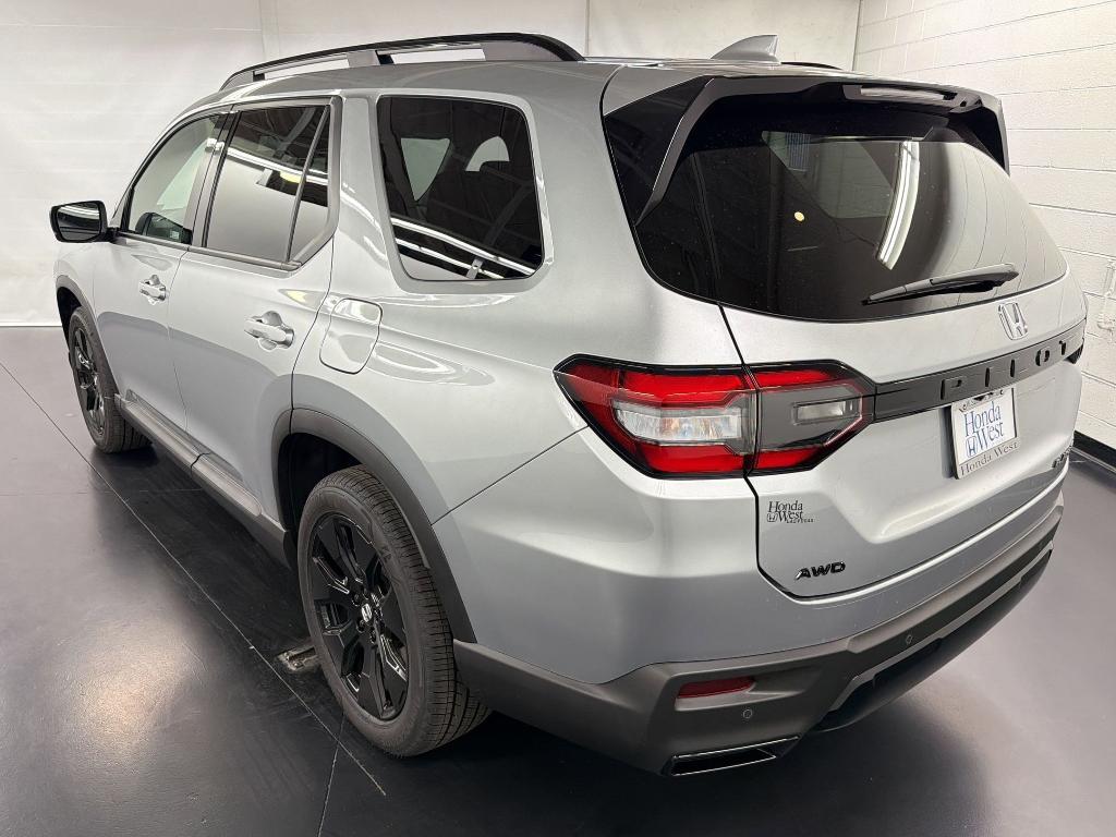 new 2026 Honda Pilot car, priced at $53,647
