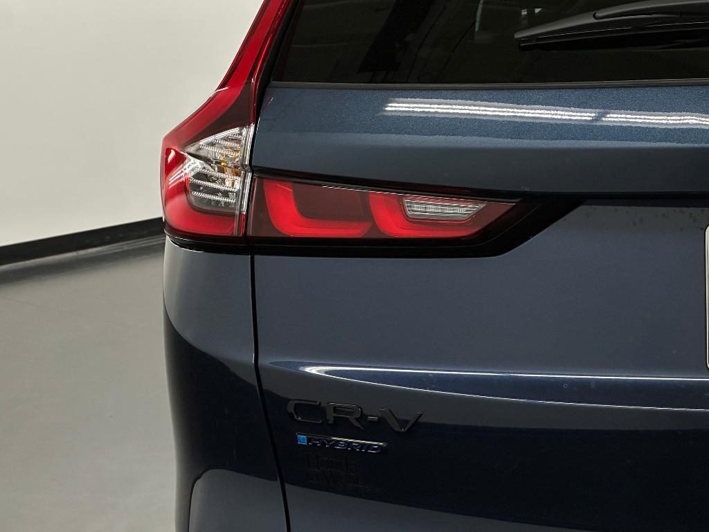 new 2026 Honda CR-V Hybrid car, priced at $35,731