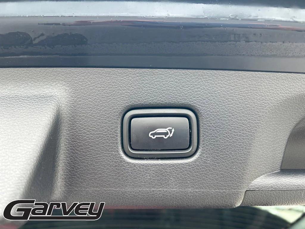 used 2024 Hyundai Palisade car, priced at $43,050