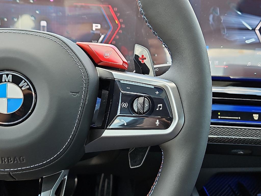 new 2025 BMW M5 car, priced at $127,525