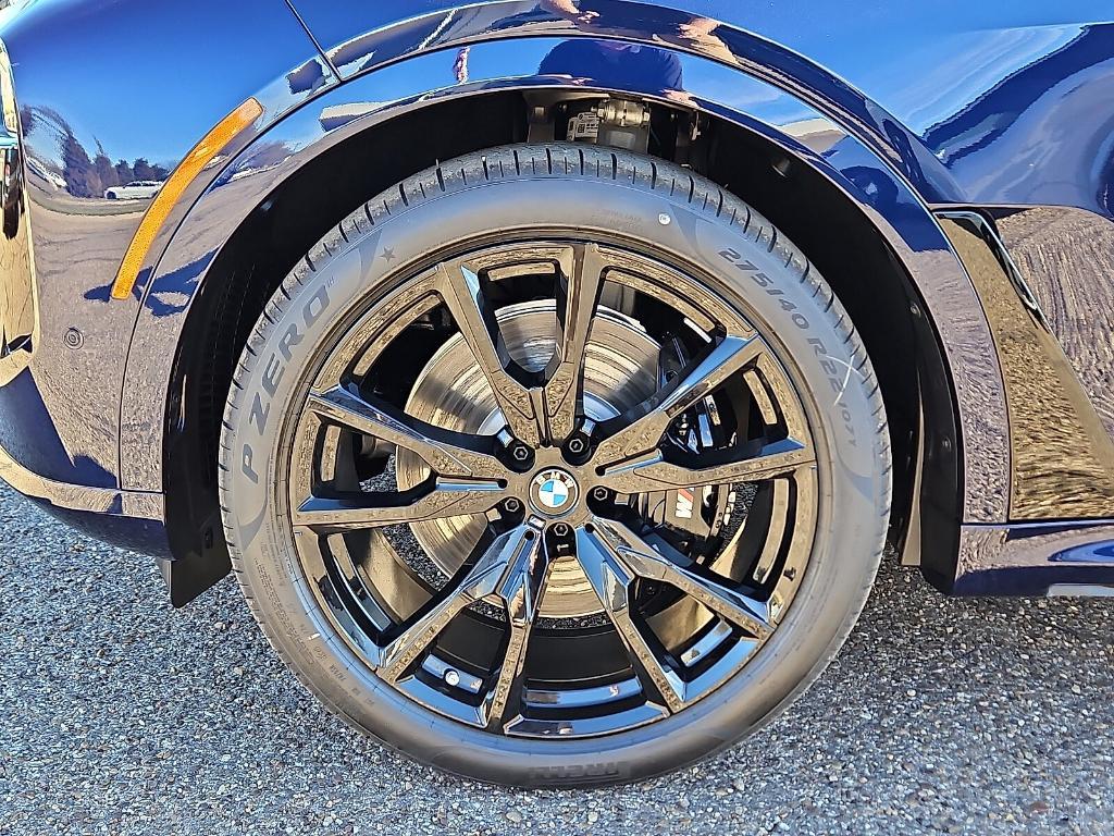 new 2026 BMW X7 car, priced at $102,535