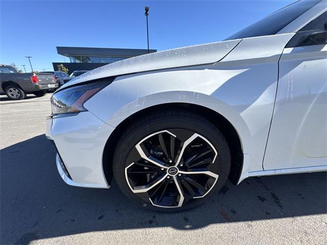 new 2025 Nissan Altima car, priced at $27,355