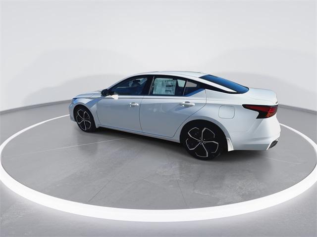 new 2025 Nissan Altima car, priced at $27,355