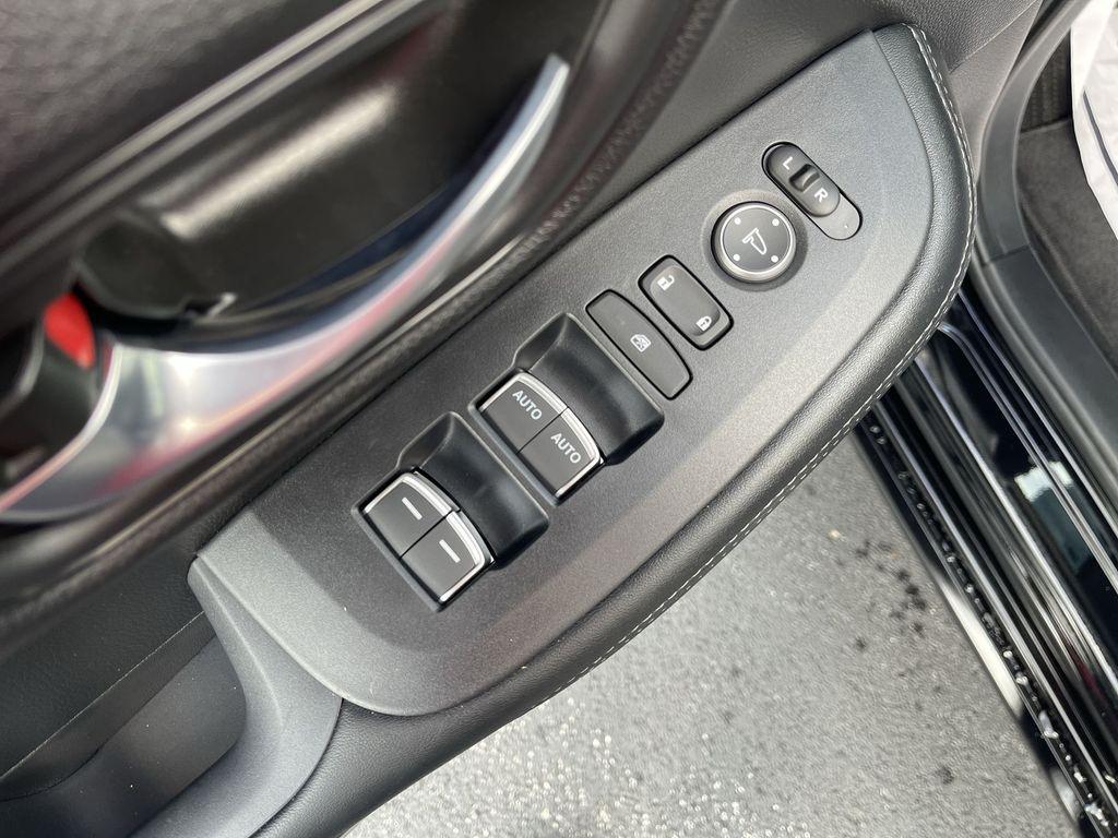 used 2025 Honda HR-V car, priced at $32,340