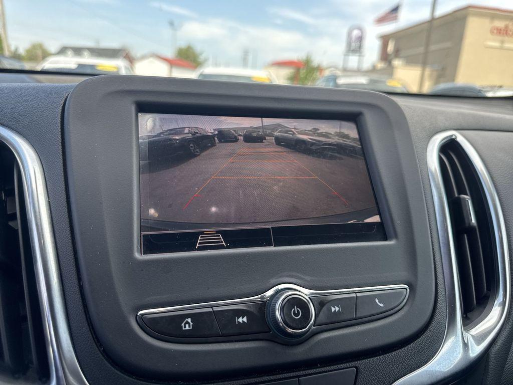 used 2022 Chevrolet Equinox car, priced at $21,275